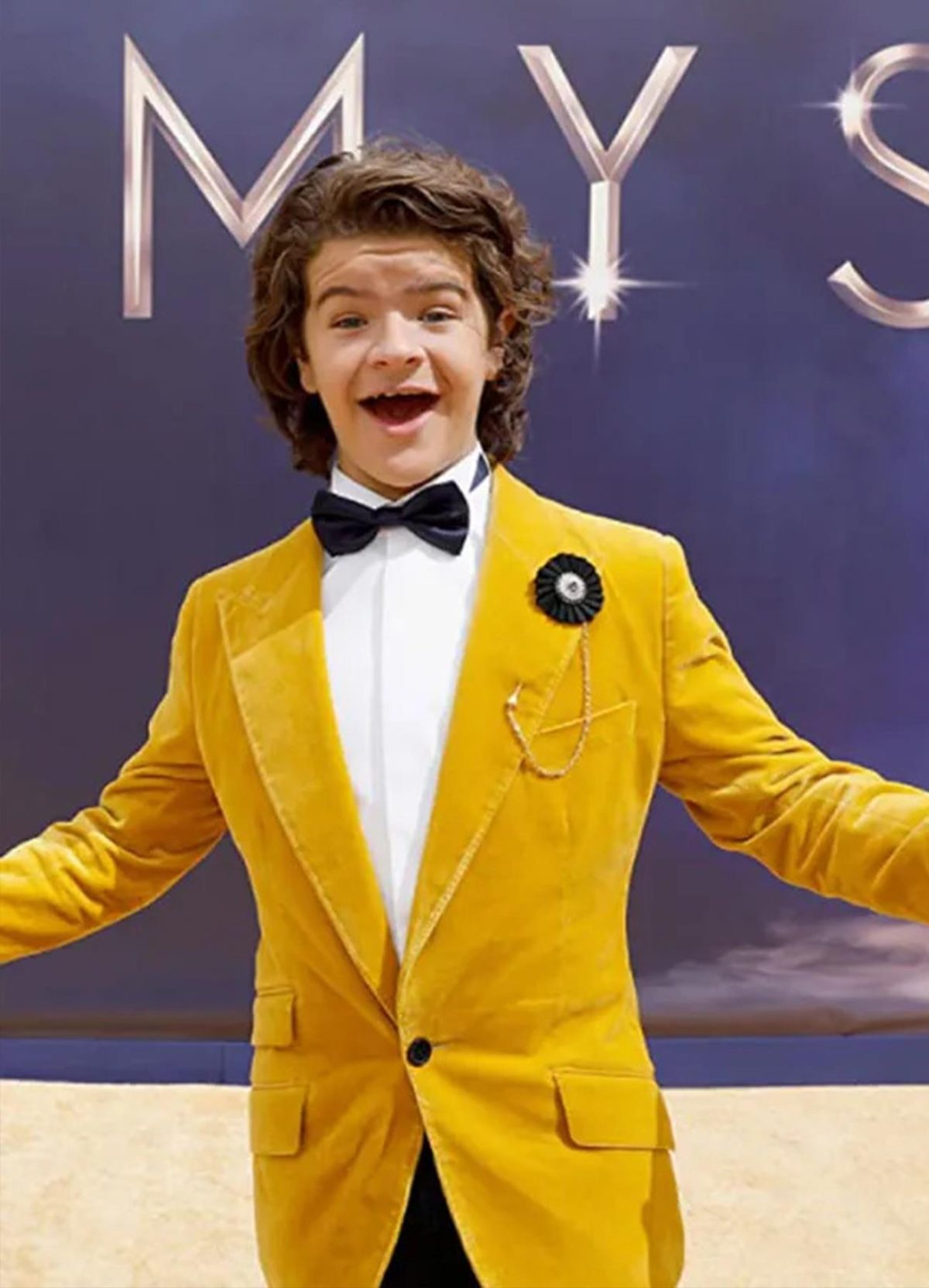 dustin-henderson-stranger-things-yellow-fabric-blazer-1200x1663 Dustin Henderso Blazer