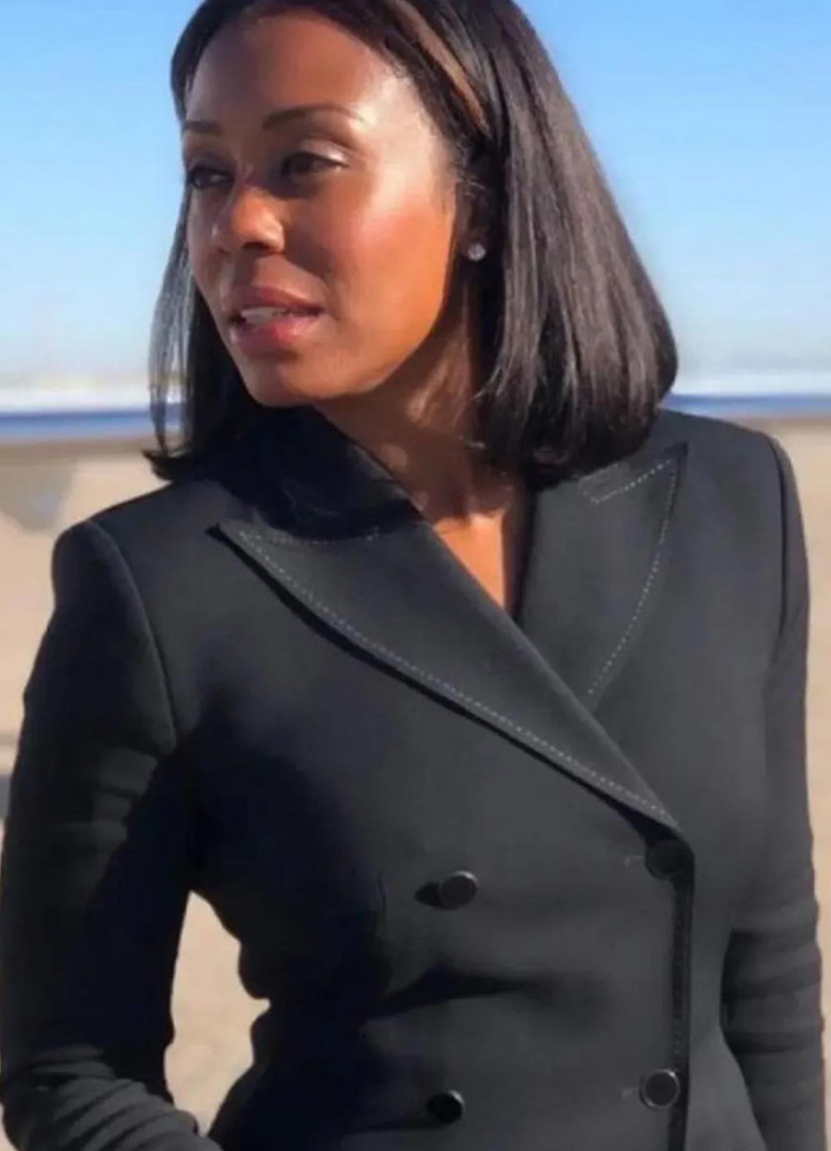 willa-hayes-yellowstone-grey-coat-1200x1663 Willa Hayes Coat