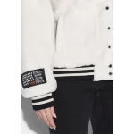 SURVIVING SUMMER S02 ANNABEL WOLFE SHERPA JACKET - Image 3
