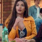 Sex Education S03 Mimi Keene Yellow Jacket