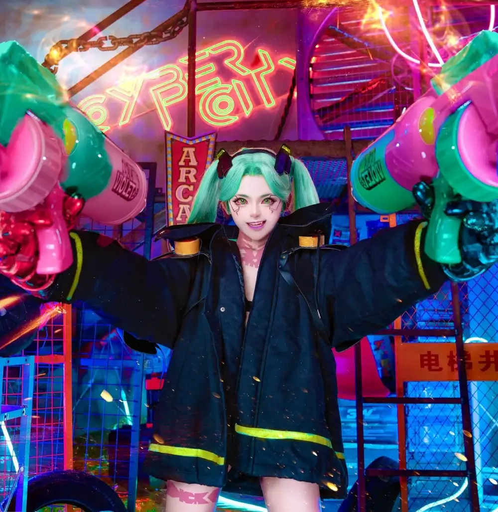 female cyberpunk 2077 jacket cosplay
