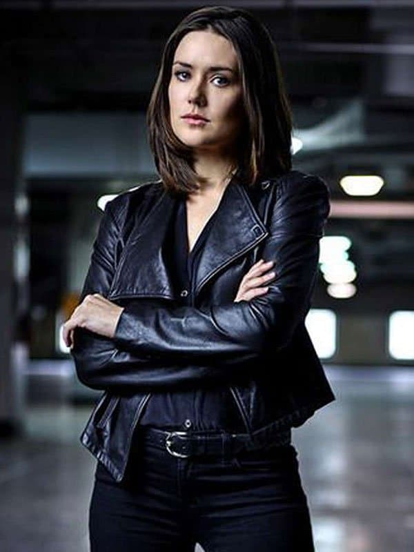 32megan-boone-the-blacklist-black-leather-jacket Megan Boone The Blacklist Black Leather Jacket - Image 1