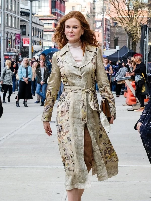 119the-princess-switch-3-coat Nicole Kidman The Undoing Floral Coat - Image 1