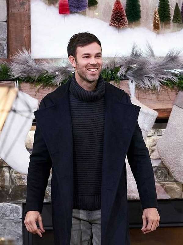 5812-dates-of-christmas-s02-dominick-whelton-trench-coat 12 Dates Of Christmas S02 Dominick Whelton Trench Coat - Image 1