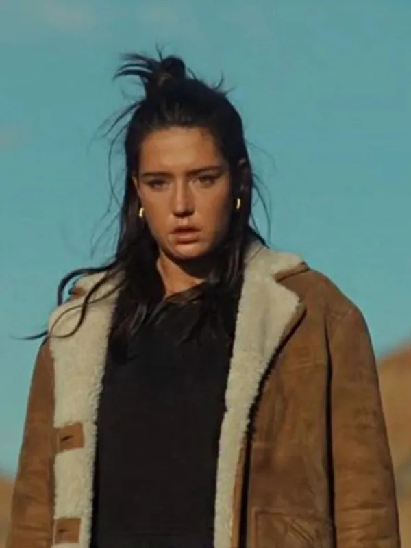 145wingwomen-adele-exarchopoulos-brown-shearling-jacket. Wingwomen Adele Exarchopoulos Brown Shearling Jacket - Image 1