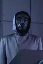 Lee Byung-hun Squid Game Season 3 2025 Front Man Black Coat - Image 4