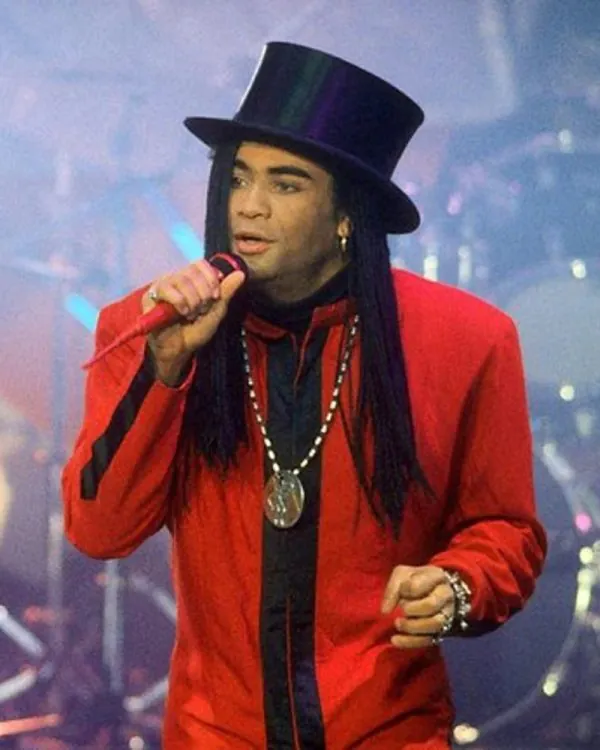 92cb19e4-39df-475d-b855-a7f7d694ed25-600x750.jpg Milli Vanilli Red Jacket - Image 1