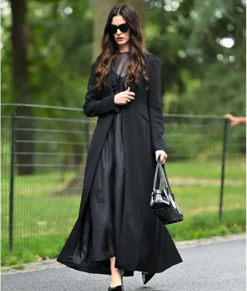 Anne-Hathaway-The-Devil-Wears-Prada-2-Black-Long-Coat-510x600 Andy Sachs The Devil Wears Prada 2 2026 Anne Hathaway Black Long Coat