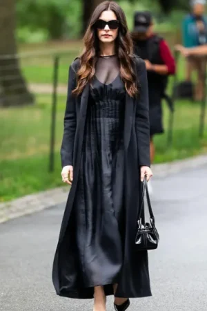Andy Sachs The Devil Wears Prada 2 2026 Anne Hathaway Black Long Coat
