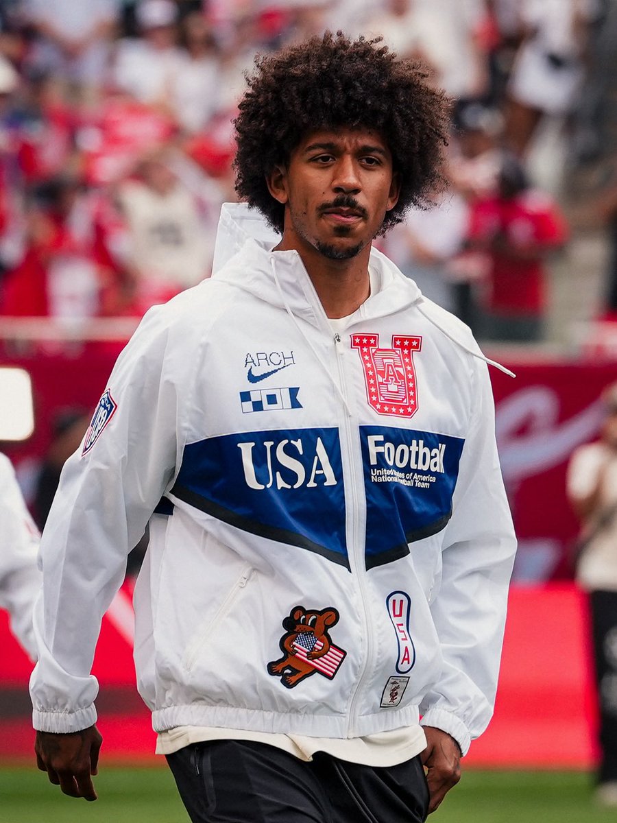 Nike x V.A.A. USMNT ‘X2’ Anthem Jacket – Men and Women jacket -Off White_01 Nike x V.A.A. USMNT ‘X2’ Anthem Jacket – Men and Women jacket -Off White - Image 1