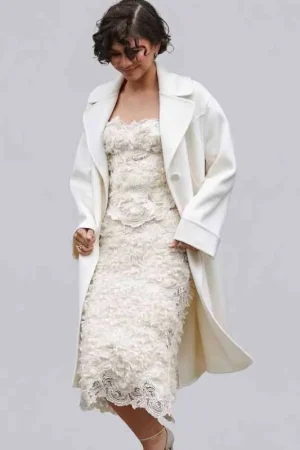 Zendaya Paris 2026 Off White Wool Coat