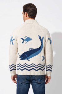 Beige vintage Canadian fish knit sweater
