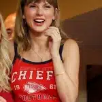 Get the Taylor Swift Chiefs Red Tank Top, featuring a bold red design inspired by Taylor Swift’s game-day style. Perfect for fans and casual outfits.